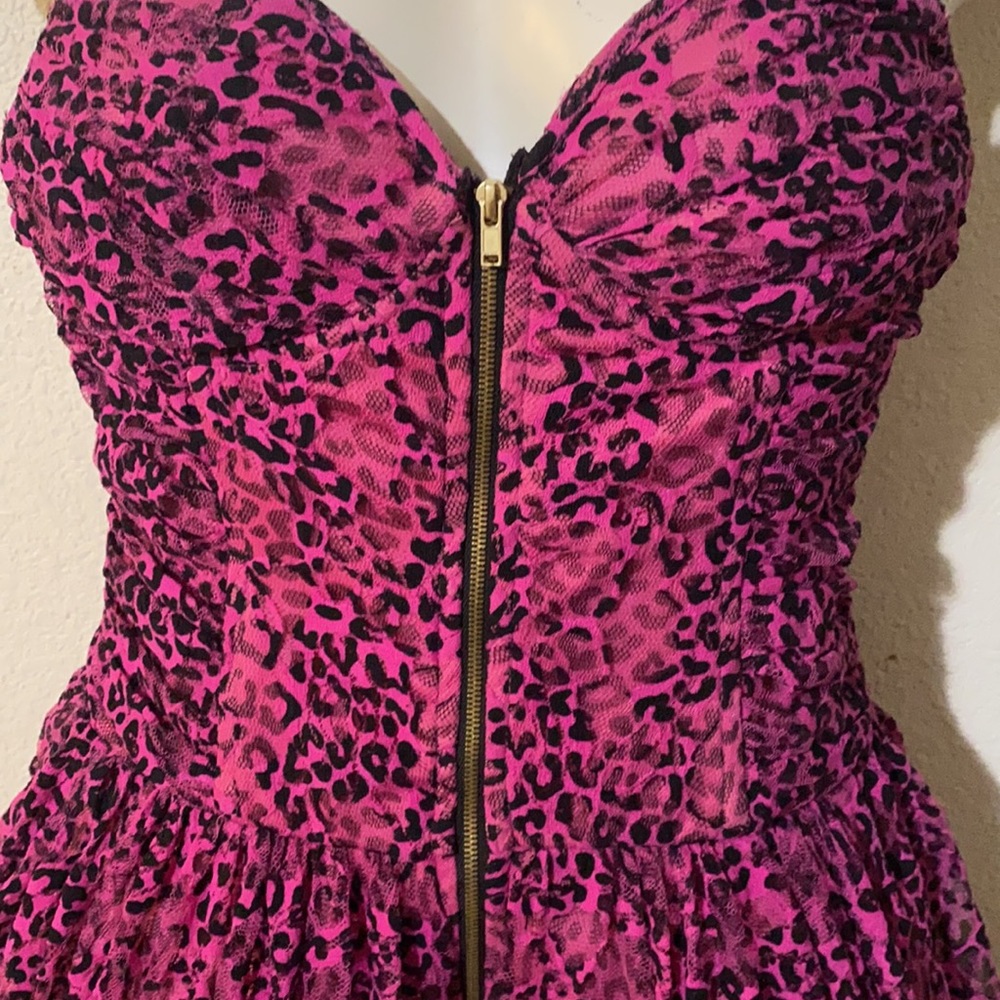 Betsey Johnson Lined Dress - size 8 - worn once